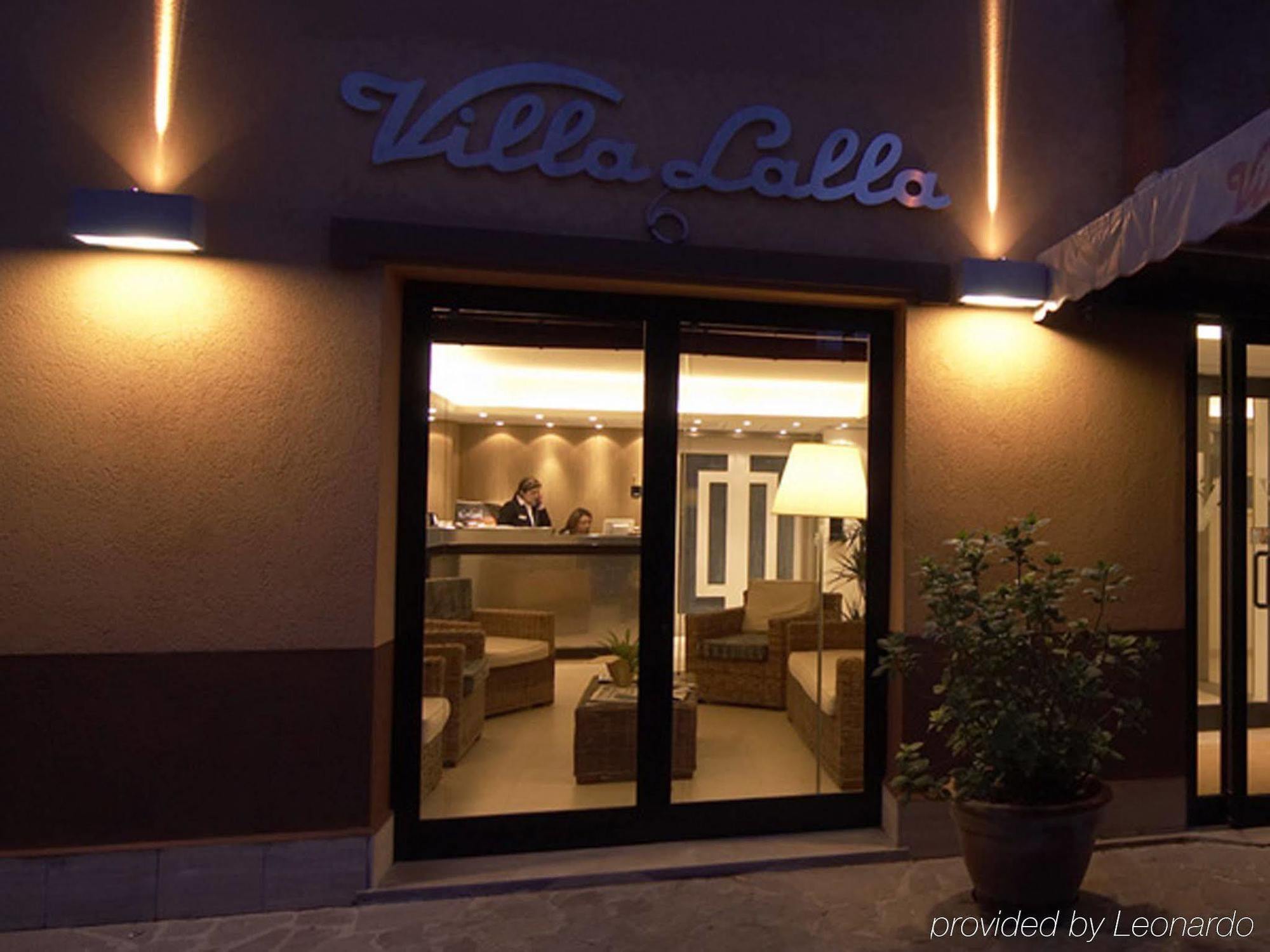 Hotel Villa Lalla Римини Экстерьер фото